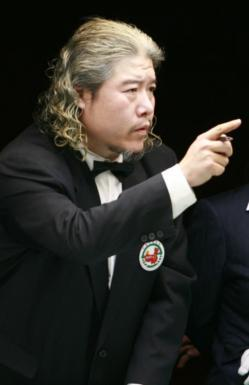 周士明
